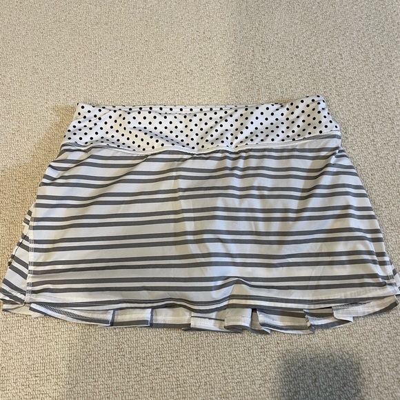 Lululemon Pace Setter Skirt - Picture 3 of 3